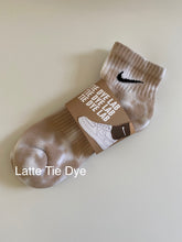 Load image into Gallery viewer, Nike Latte brown tie dye ankle socks
