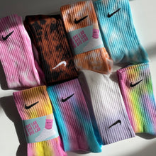 Load image into Gallery viewer, mixed group of Nike tie dye socks
