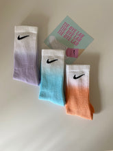 Load image into Gallery viewer, 3 pair nike dip dye sock bundle lilac, blue, orange

