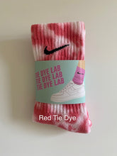 Load image into Gallery viewer, Nike tie dye crew sock red and white

