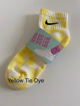 Load image into Gallery viewer, Nike Yellow Tie Dye Ankle Sock
